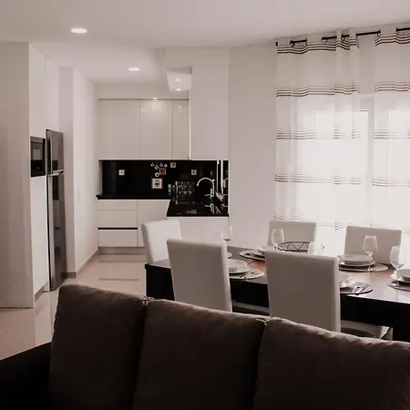 Gold Baleal Lejlighed *